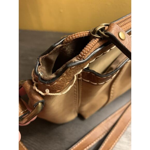 Vintage b.o.c. BORN Crossbody Purse 2 Tone Tan Faux‎ Suede Double Strap - Picture 4 of 15